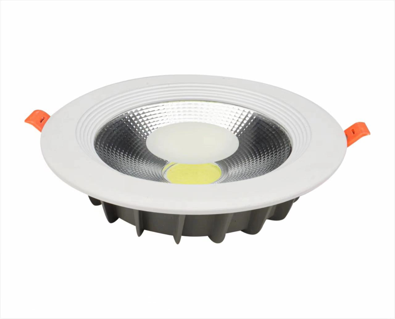 إنارة غاطسة ثابتة